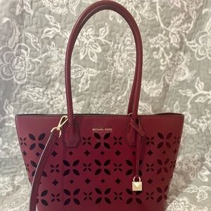 Michael Kors Mercer Gallery Medium Tote Red